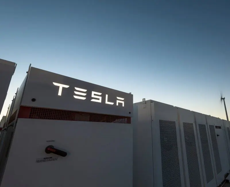 tesla powerpack