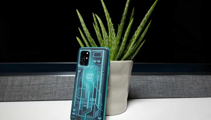 OnePlus 8T Header