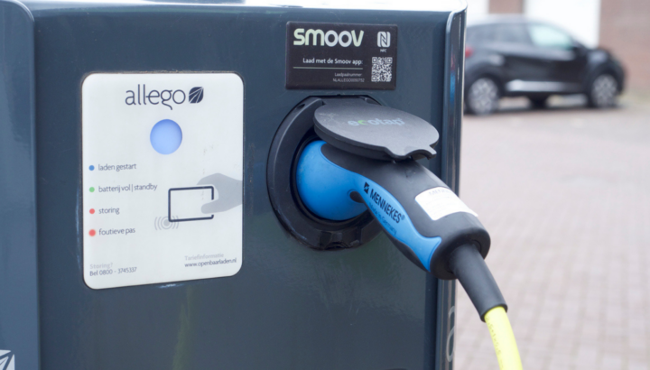 Allego laadpaal snellader