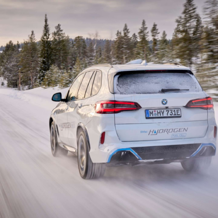 BMW_iX5_Hydrogen suv waterstof Toyota