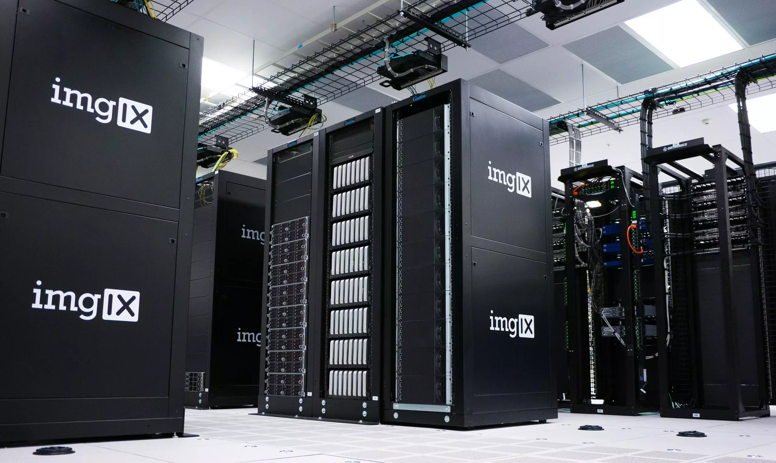 Utilizing residual heat in data centers