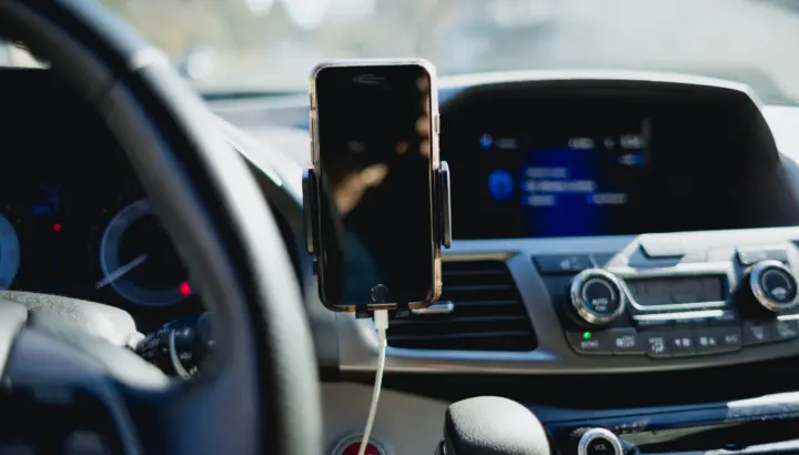 smartphone bluetooth car