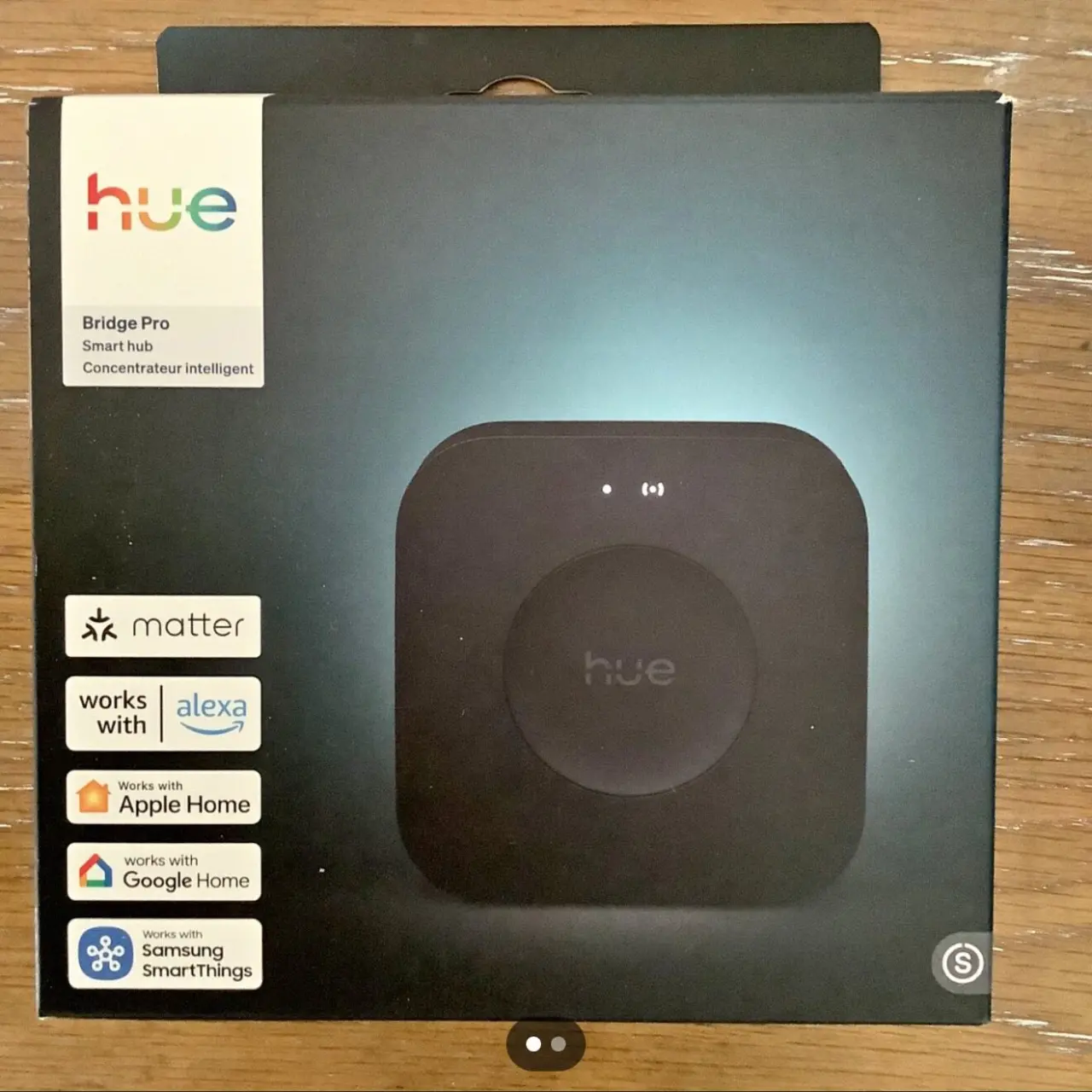 Philips Hue Bridge Pro verpakking voorkant