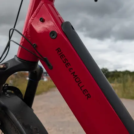 Riese & Müller Nevo4 GT Vario in het rood