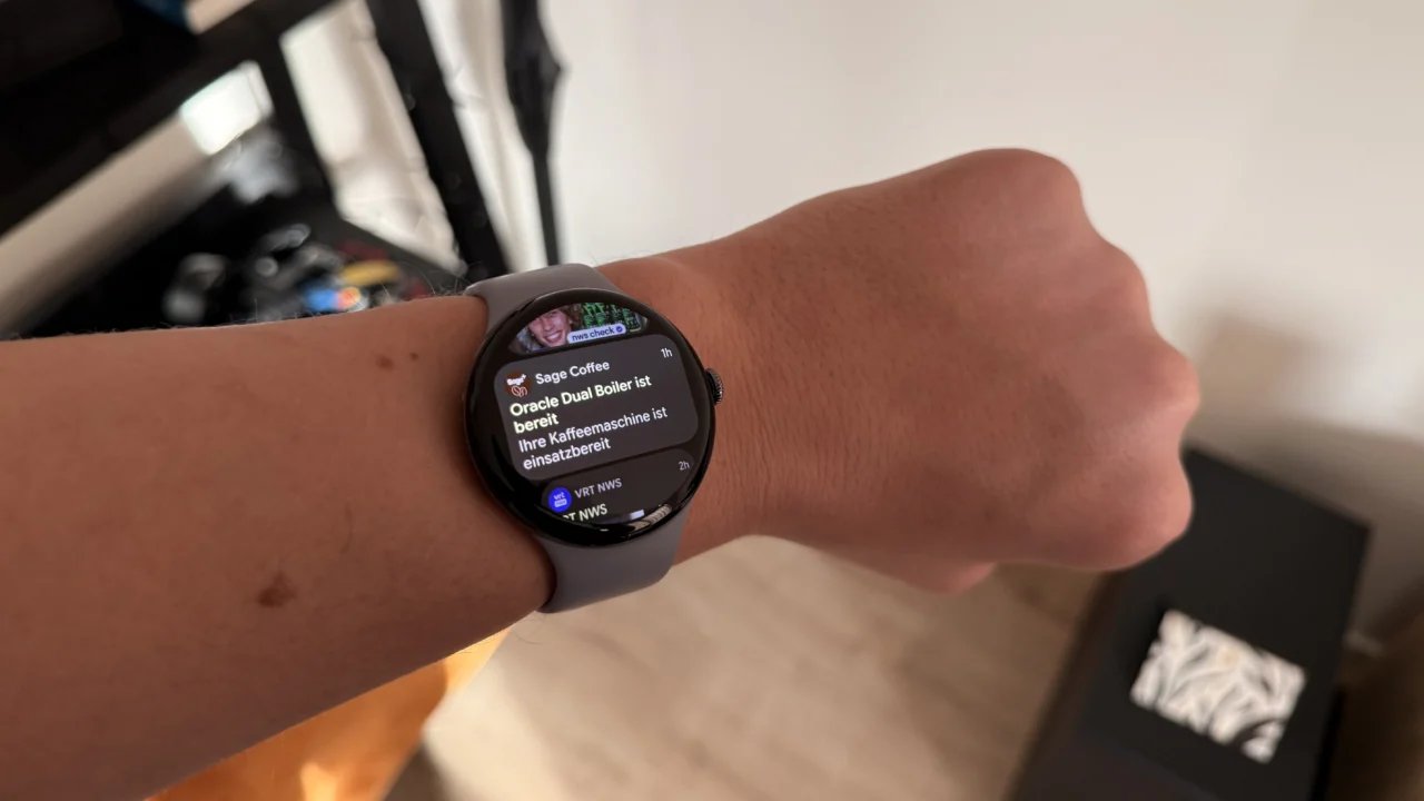 Google Pixel Watch 4 Wear OS