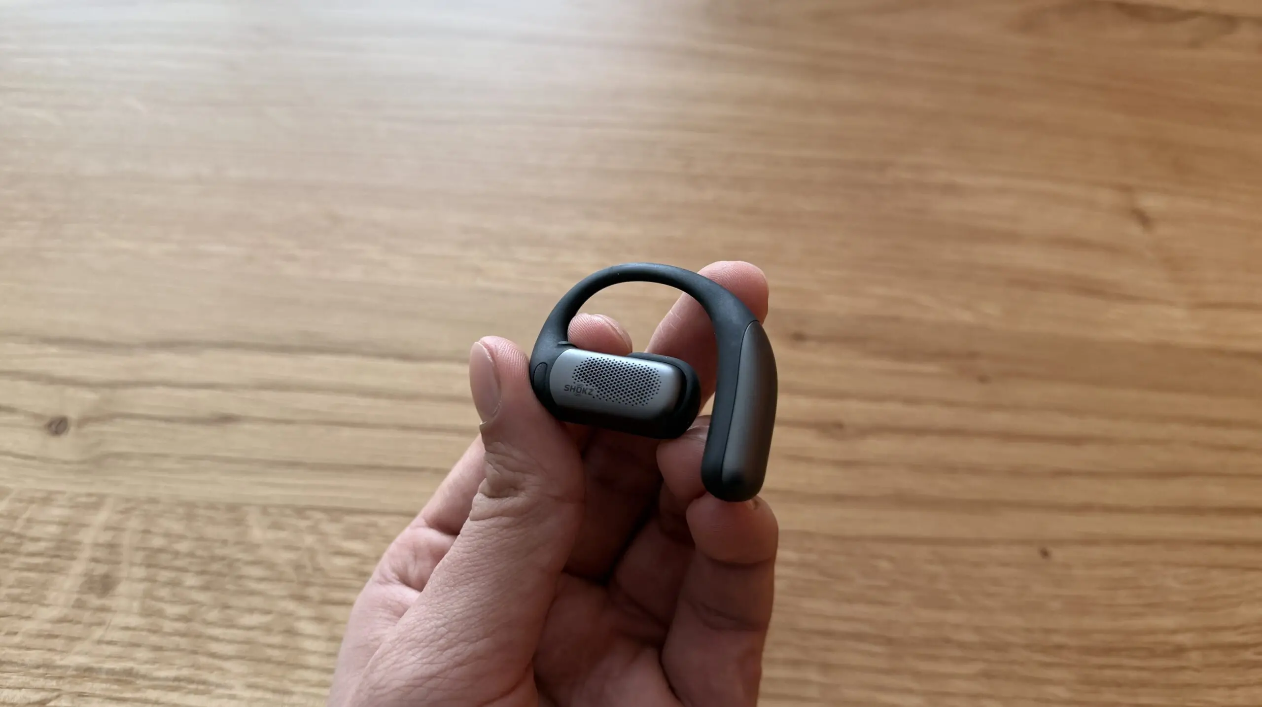 Shokz OpenFit Pro-oortje design