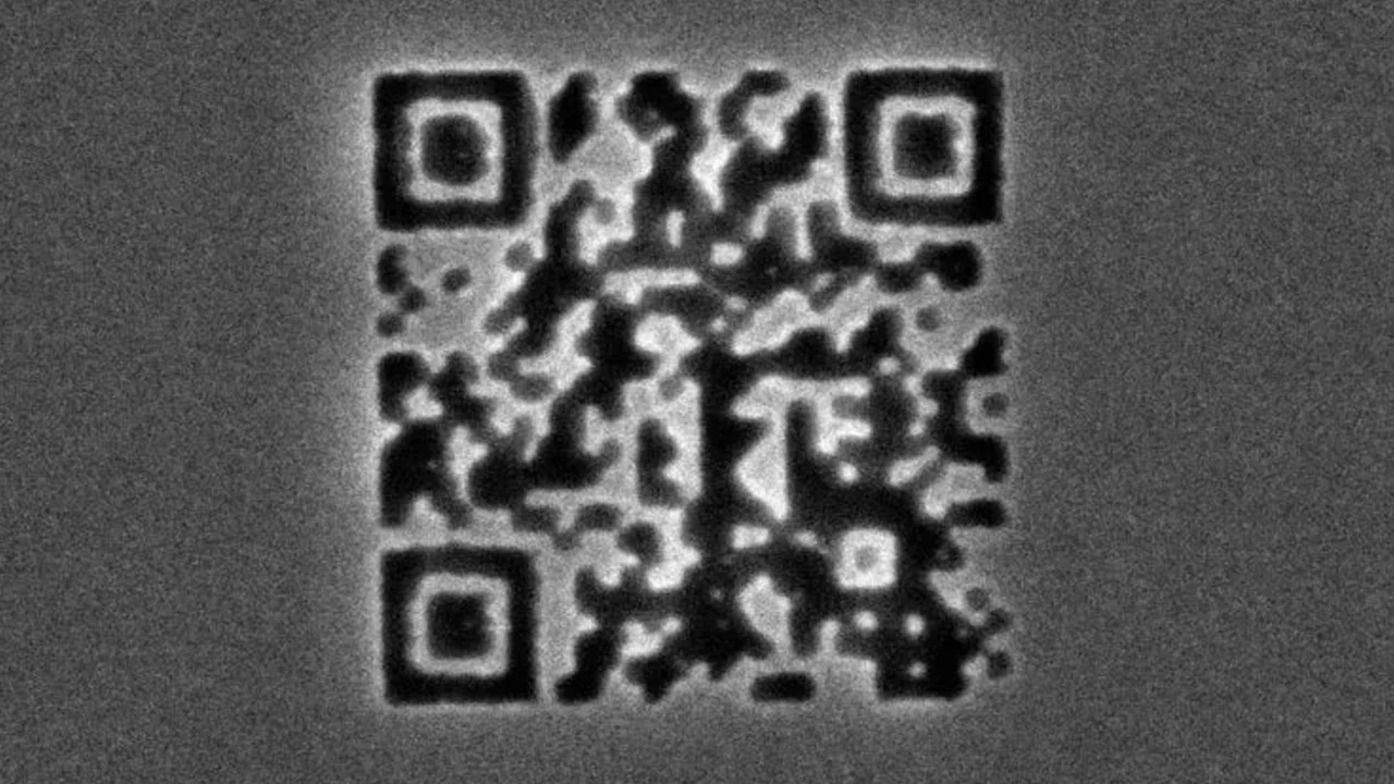 smallest qr code