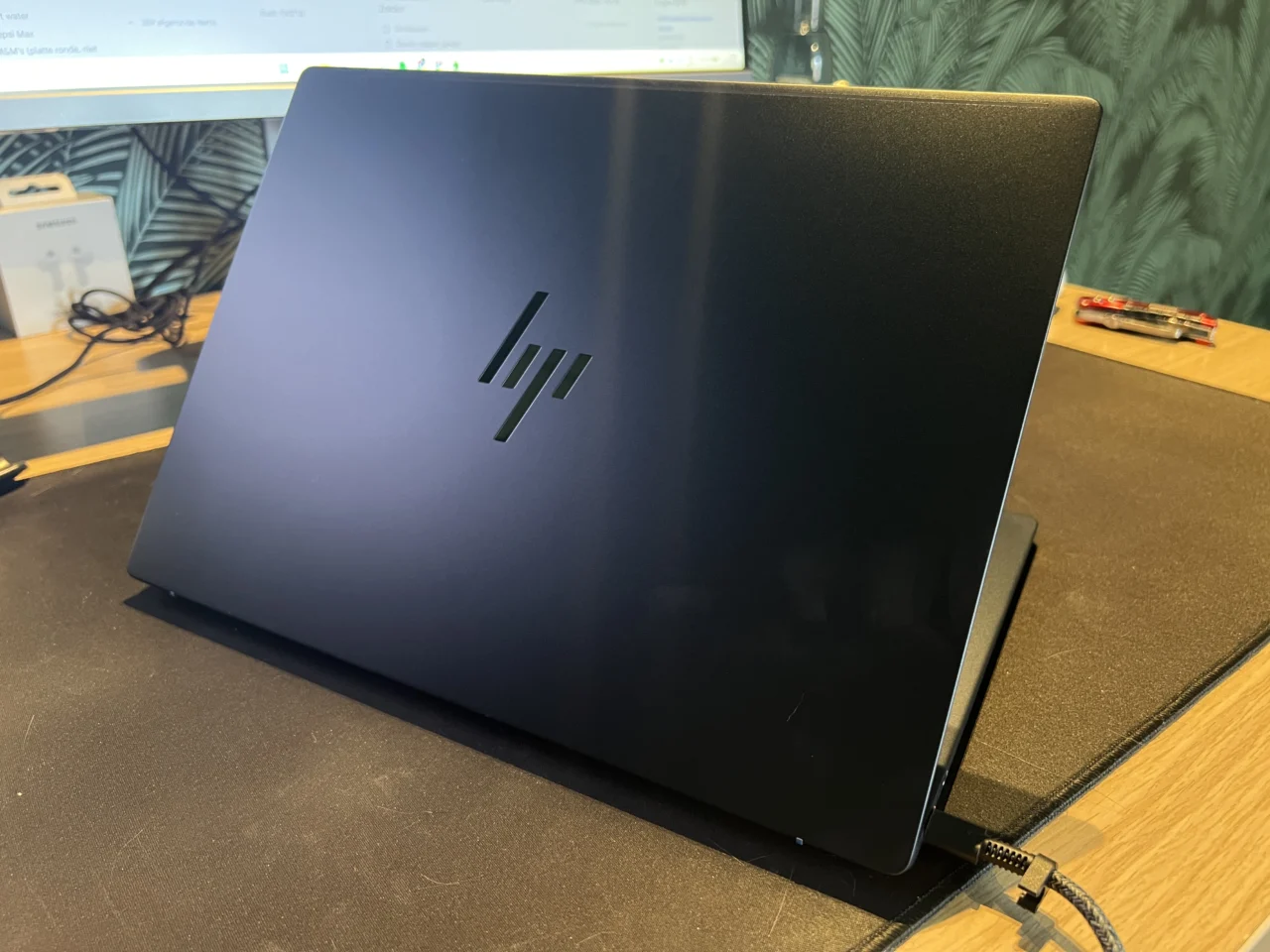 HP Elitebook Ultra G1q
