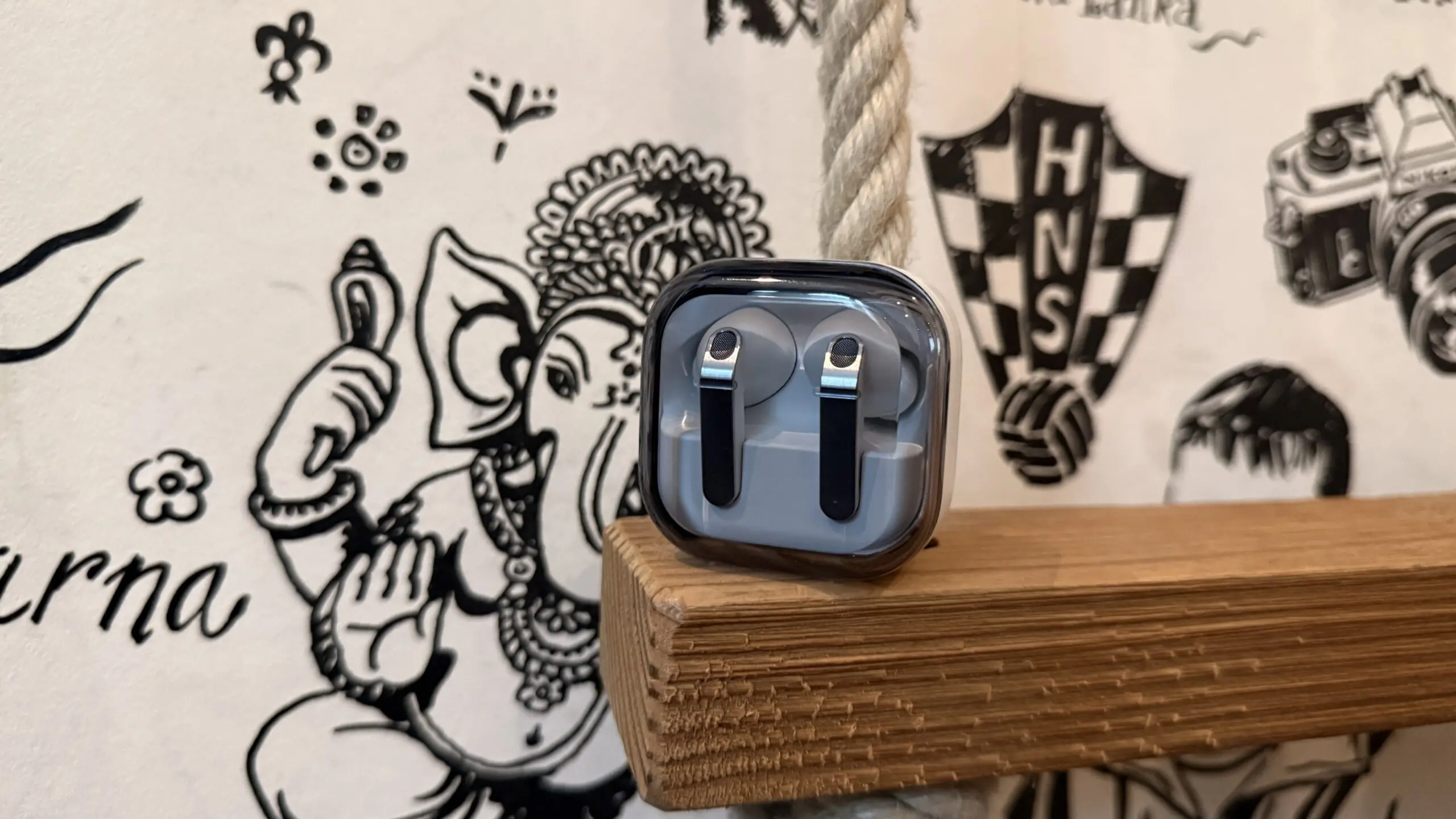 Galaxy Buds 4 Pro oplaadcase - 1