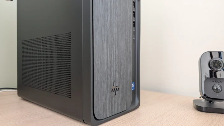 HP OmniDesk AI M03 design