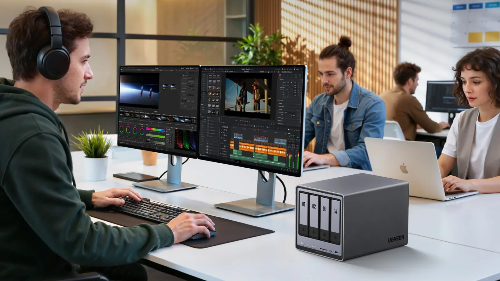 Ugreen DXP4800 Pro 4-bay NAS desktop