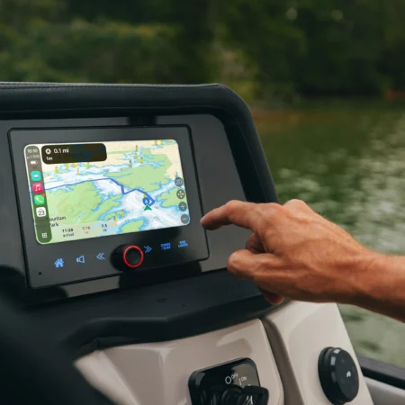 Android Auto en Apple CarPlay op Crest-boot