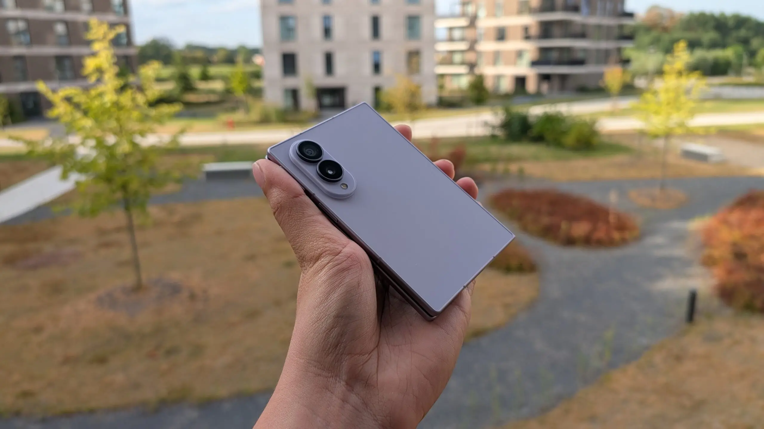 Samsung Galaxy Z Fold 8 behuizing formaat